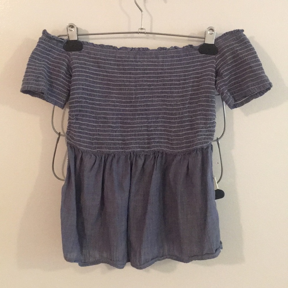 off shoulder shirt